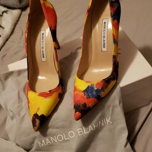 Manolo Blanik pumps